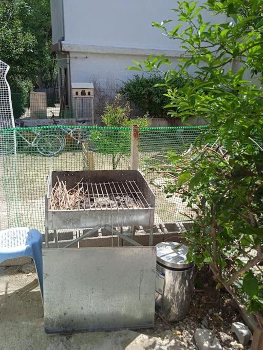Ferienwohnung Το Μικρό Σπίτι Στη Φάρμα! Acharnes Exterior foto